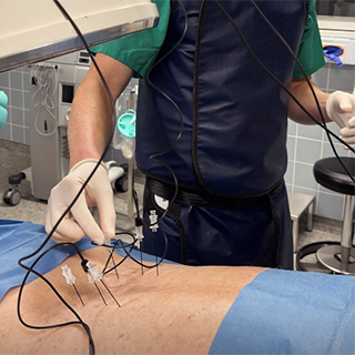 Orthopäde im Operationssaal